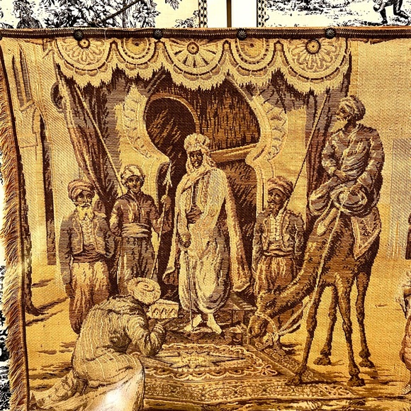 Vintage “Gift Giving Ceremony” Tapestry - Picture 4 of 11